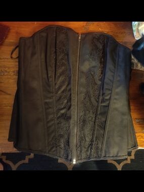 torrid Black Embroidered Bustier Corset Top